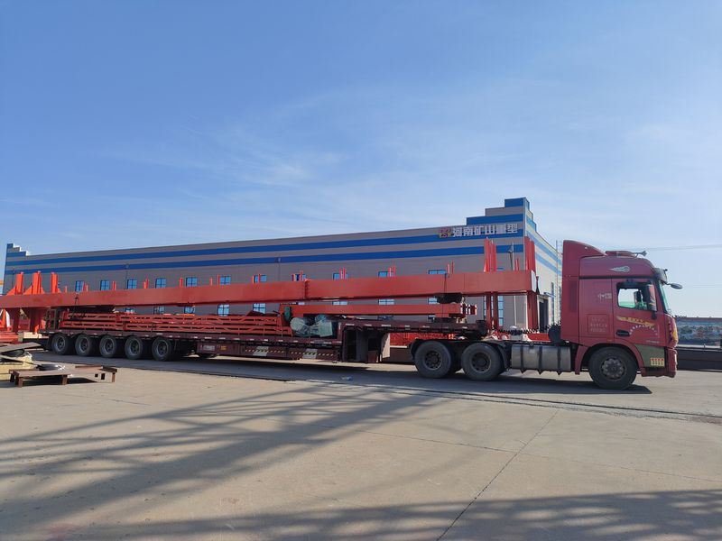 電動葫蘆門式起重機  2臺 MHxh10t—24m 制作完成，發(fā)往湖北交付客戶使用