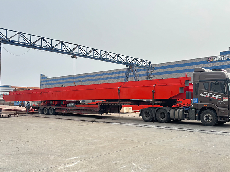 葫蘆雙梁、電動(dòng)單梁 LH5t-30.34m LD5t-30.34m 制作完成 裝車發(fā)出